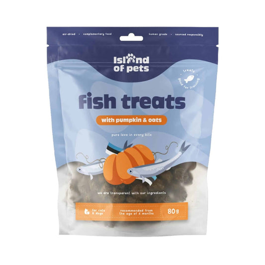 Island of Pets fiskegodbidder med brisling, græskar og havre til hund og kat, pose set forfra